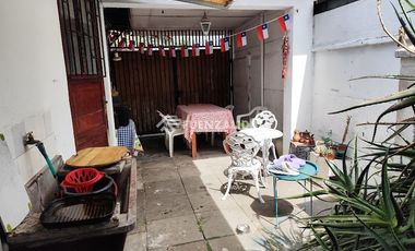 Casa en Venta en Arturo Gordon /Armando Moock