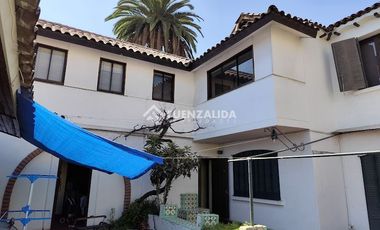 Casa en Venta en Suarez Mujica/Campo Deporte