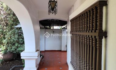 Casa en Venta en Suarez Mujica/Campo Deporte