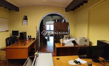 Oficina en Venta en Suarez Mujica/Campo Deporte