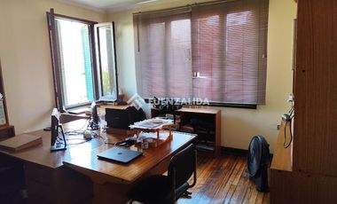 Oficina en Venta en Suarez Mujica/Campo Deporte