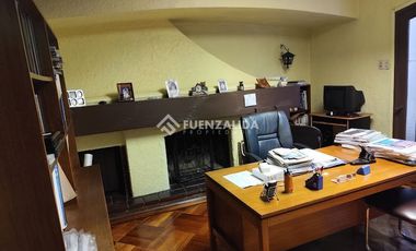 Oficina en Venta en Suarez Mujica/Campo Deporte