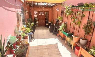 Casa en Venta en Casa en venta a pasos del Hospital Regional, Población Bernando O´higgins