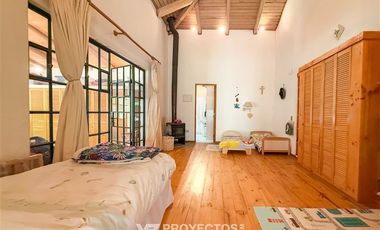 Casa en Venta en Las Majadas de Pirque