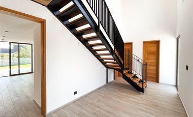 Casa en Arriendo en Condominio de Los Rios Piedra Roja