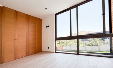 Casa en Arriendo en Condominio de Los Rios Piedra Roja