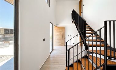 Casa en Arriendo en Condominio de Los Rios Piedra Roja