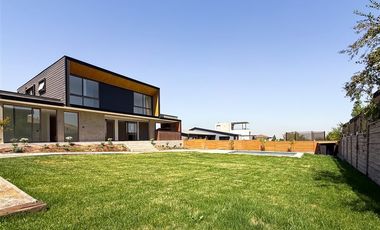 Casa en Arriendo en Condominio de Los Rios Piedra Roja