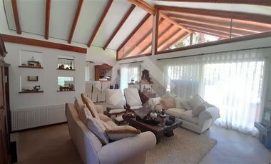 Casa en Arriendo en Camino a Huelquén