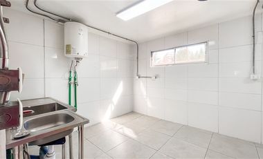 Local Comercial en Venta en Tabancura con Kennedy , Vitacura