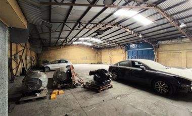 Local Comercial en Venta en Fray Luis de la Peña 3181