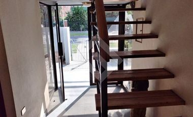 Local Comercial en Venta en Luis Thayer Ojeda/ Carmen Sylva