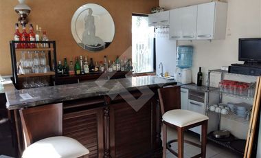 Local Comercial en Venta en Luis Thayer Ojeda/ Carmen Sylva