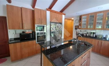 Casa en Venta en Camino a Huelquén