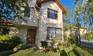 Casa en Venta en Loteo EL Polo de Machalí