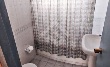 Local Comercial en Arriendo en Luis Thayer Ojeda/ Carmen Sylva