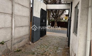 Casa en Venta en Ricardo Lyon / Pedro Lautaro Ferrer