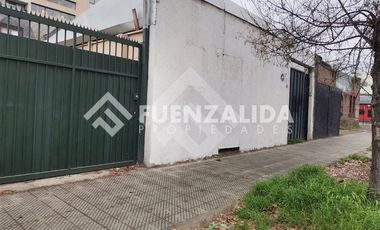 Casa en Venta en Ricardo Lyon / Pedro Lautaro Ferrer