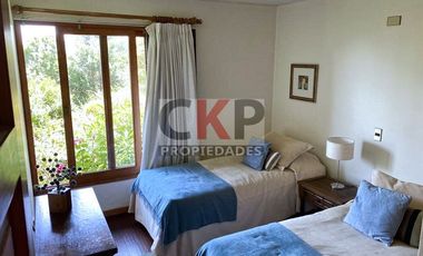 Casa en Venta en Av. del Litoral / Tomás de Aquino