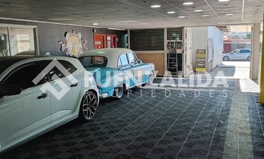Local Comercial en Arriendo en Los Carrera