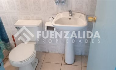 Local Comercial en Arriendo en Los Carrera
