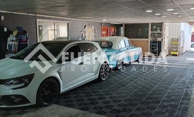 Local Comercial en Arriendo en Los Carrera