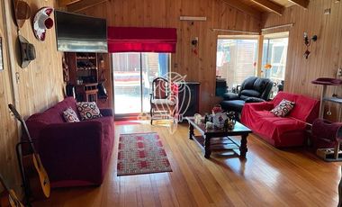 Casa en Venta en Acceso norte de Castro, cercano a colegio Carpe Diem y San Crescente, a 5 minutos de centro de Castro