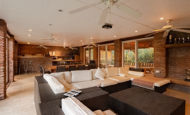 Casa en Venta en Condominio Mahuida Country Polo Club, Chicureo
