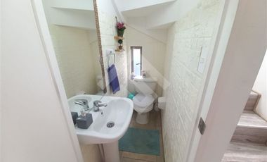 Casa en Venta en Valle Tranquilo/ Villaseca