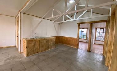 Casa en Venta en Entre Javiera Carrera y Ruben Dario