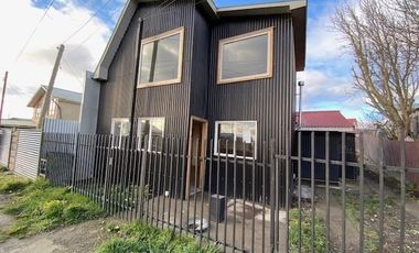 Casa en Venta en Entre Javiera Carrera y Ruben Dario