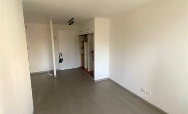 Oficina en Venta en Américo Vespucio / Escuela Militar