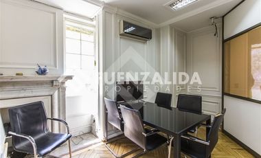 Oficina en Venta en Renato Sanchez / Alcántara