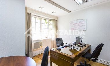 Oficina en Venta en Renato Sanchez / Alcántara