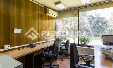 Oficina en Venta en Renato Sanchez / Alcántara