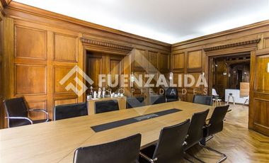 Oficina en Venta en Renato Sanchez / Alcántara