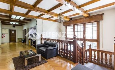 Oficina en Venta en Renato Sanchez / Alcántara