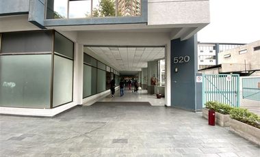 Local Comercial en Arriendo en esquina maria teresa