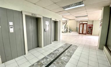 Local Comercial en Arriendo en esquina maria teresa