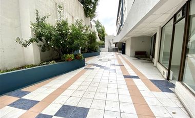 Local Comercial en Arriendo en esquina maria teresa