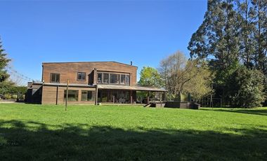 Casa en Venta en Parque Ivian