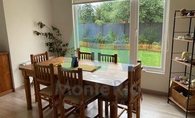 Casa en Venta en Condominio Bayo