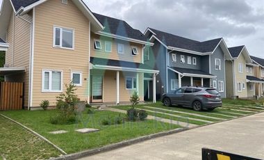 Casa en Venta en Condominio Bayo