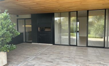 Venta Departamento 3 Amb en PB Pilara Residence