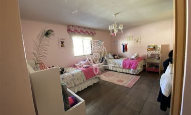 Casa en Venta en Algarrobito