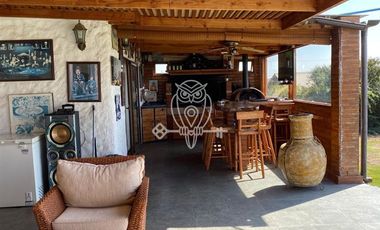 Casa en Venta en Algarrobito