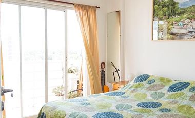 Departamento al frente