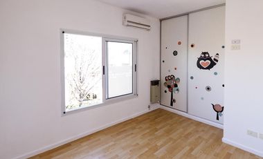 Casa - Olivos-Uzal/Panam.