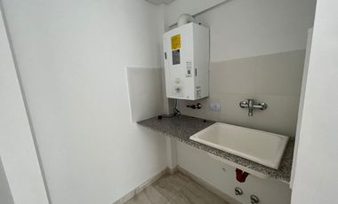 Avenida Mitre 1660, Avellaneda ¡Monoambiente al frente en venta!