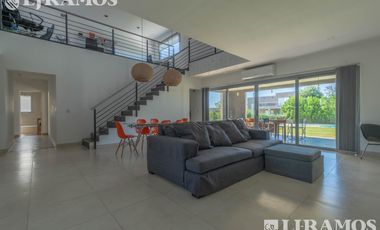 Casa en  San Matias PG